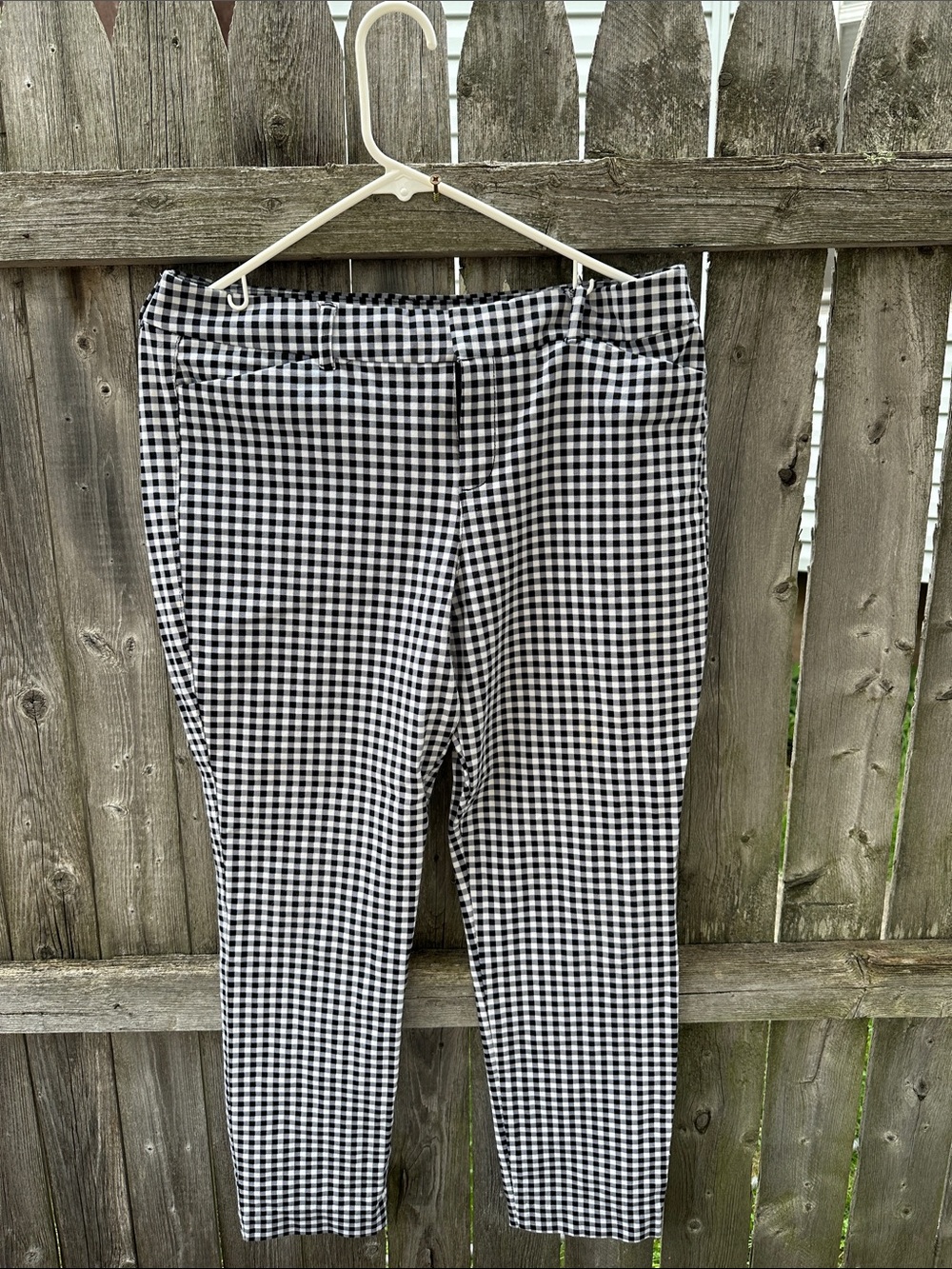 Old Navy Black & White Gingham Chinos
